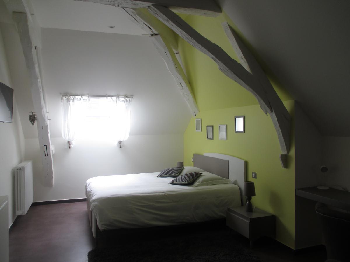 Hotel Le Saint Martin 萨布勒叙赫萨赫特 外观 照片